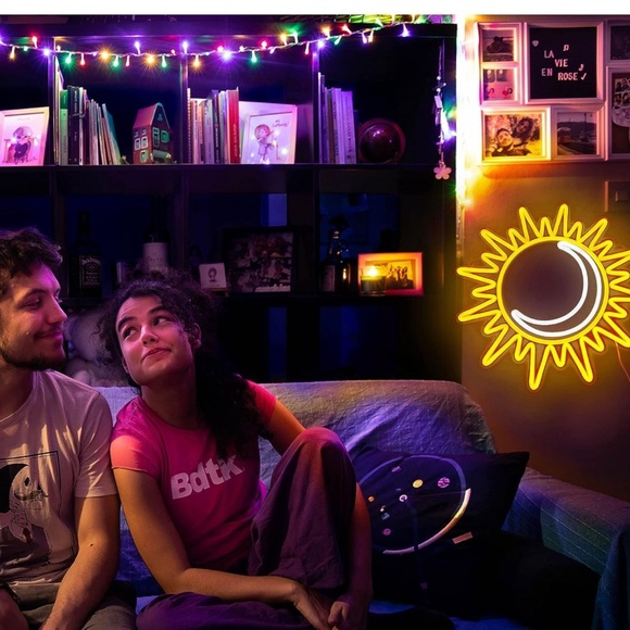 Neon Crescent Moon Sun Light LED Wall Dorm Party Patio Indoor Outdoor Decor - Picture 4 of 6